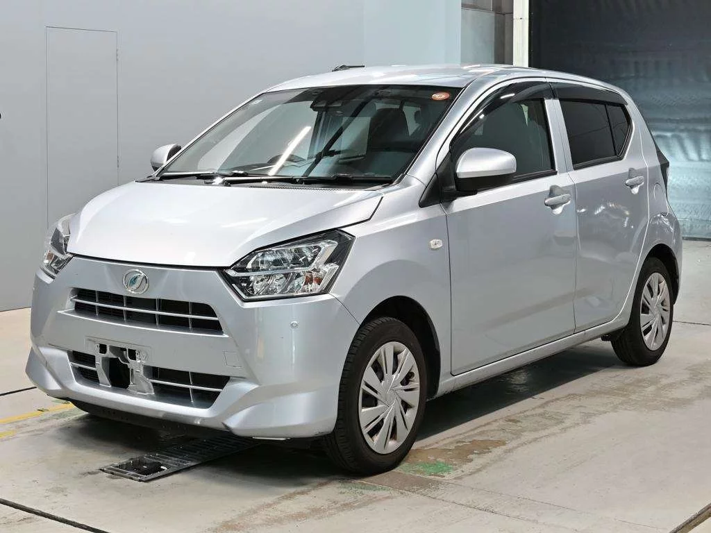 Daihatsu Mira e:S LA350S 2021
